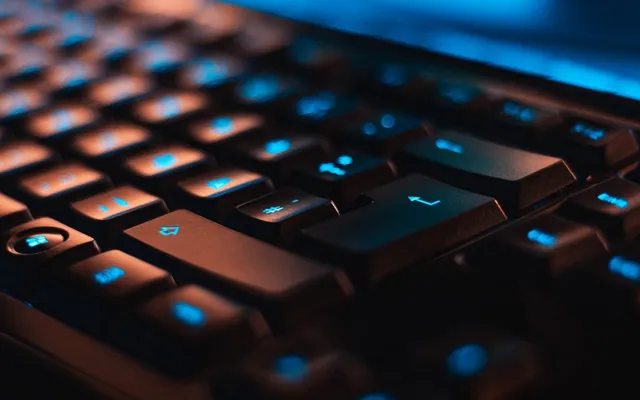 keyboard black blue light