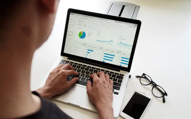 graphs laptop