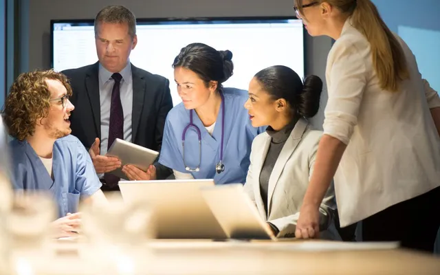 medical-group_WEB